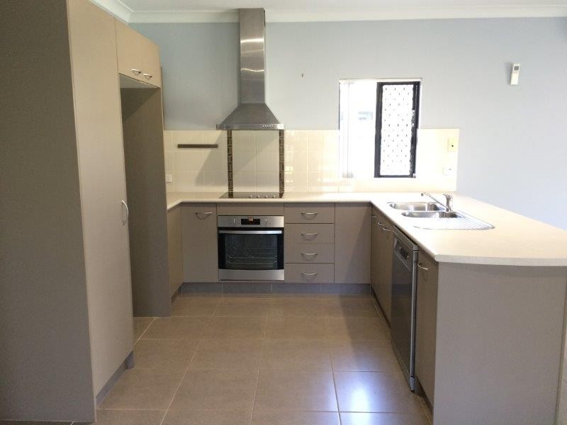 9 Gerygone Close, Mossman QLD 4873