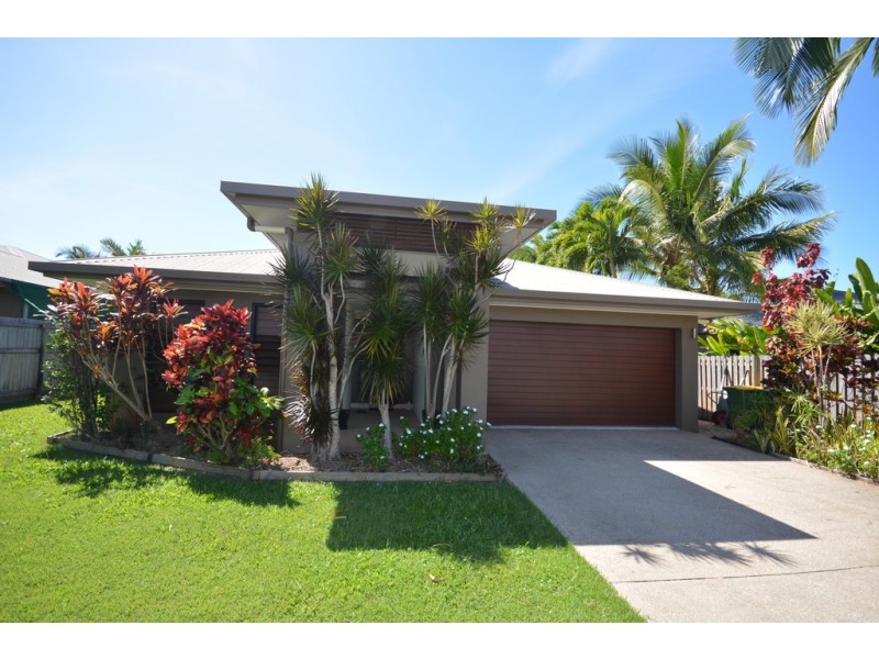 9 Sandpiper Street, Port Douglas QLD 4877