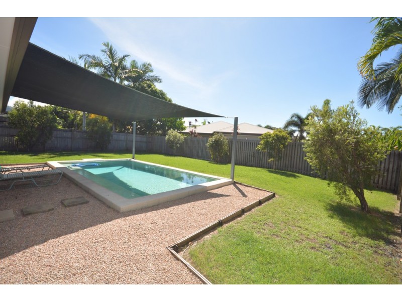 9 Sandpiper Street, Port Douglas QLD 4877