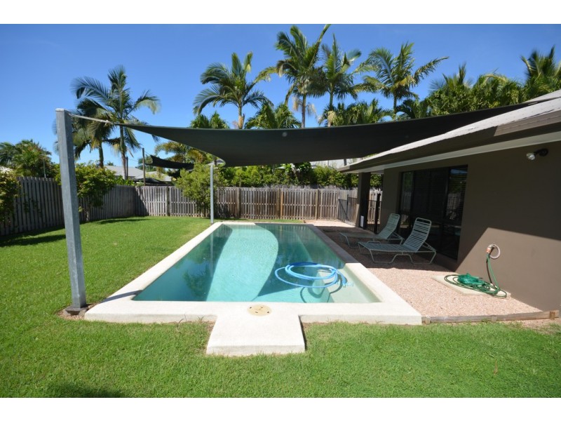 9 Sandpiper Street, Port Douglas QLD 4877