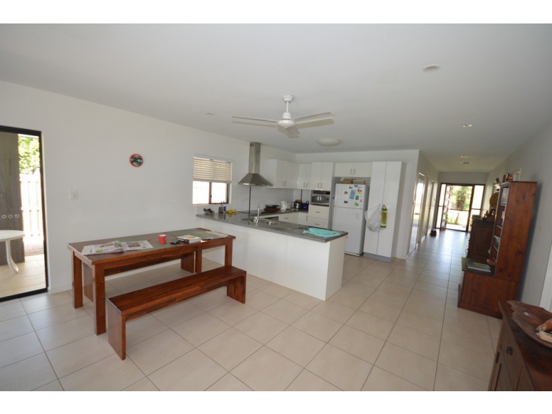 9 Sandpiper Street, Port Douglas QLD 4877