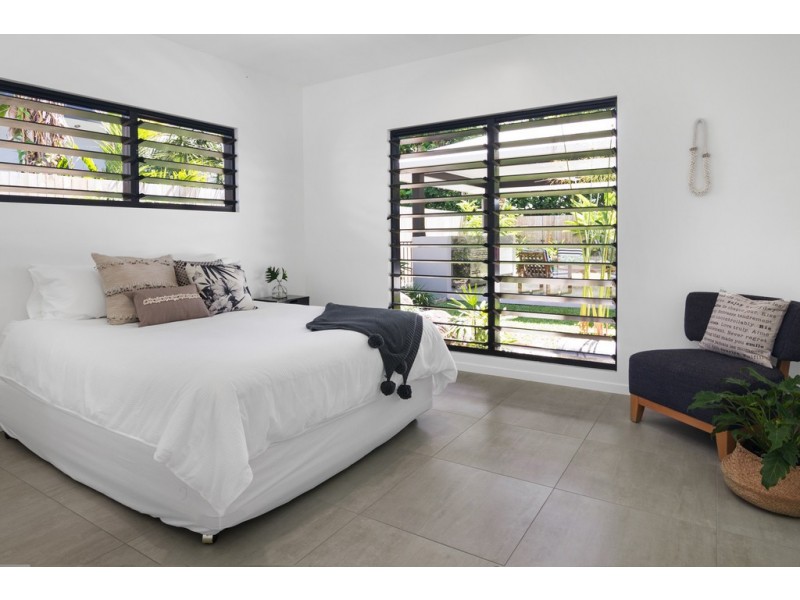 36 SORRENTO CRESCENT, Port Douglas QLD 4877