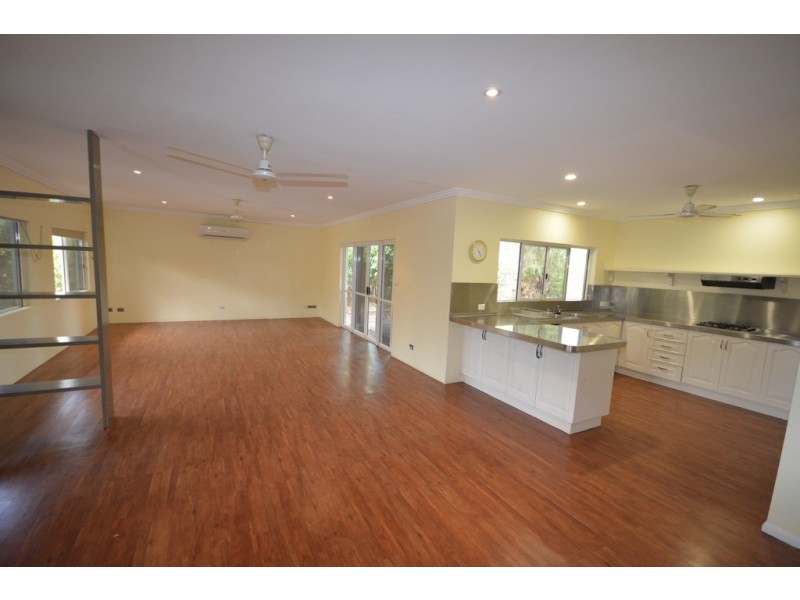 8 HOPE STREET, Port Douglas QLD 4877