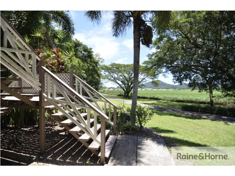 12 CORAL SEA DRIVE, Mossman QLD 4873