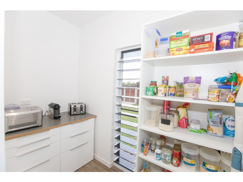 24 JULAJI CLOSE, Cooya Beach QLD 4873
