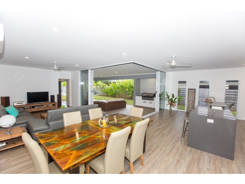 24 JULAJI CLOSE, Cooya Beach QLD 4873