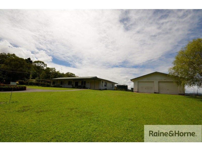 10 WHITELEY ROAD, Miallo QLD 4873