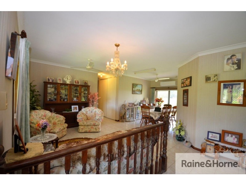 10 WHITELEY ROAD, Miallo QLD 4873