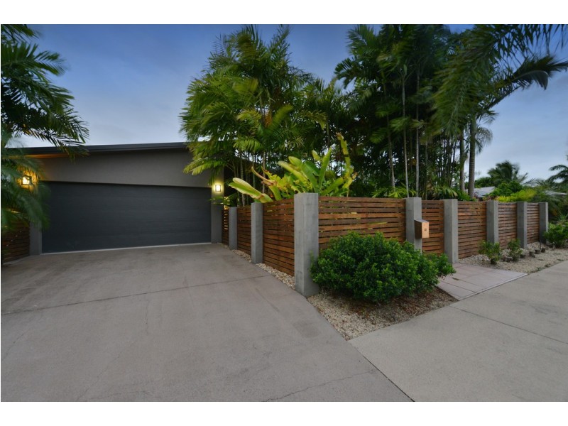 13 Sandpiper Street, Port Douglas QLD 4877
