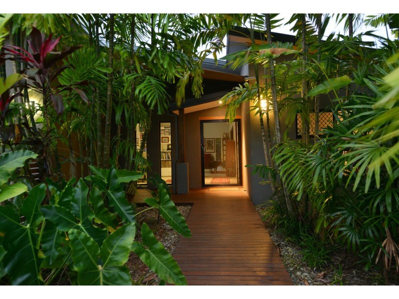 13 Sandpiper Street, Port Douglas QLD 4877