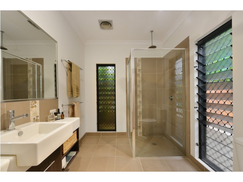13 Sandpiper Street, Port Douglas QLD 4877