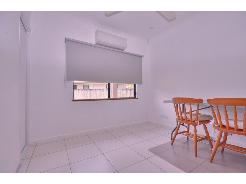 21 WHITE OAK AVENUE, Mossman QLD 4873