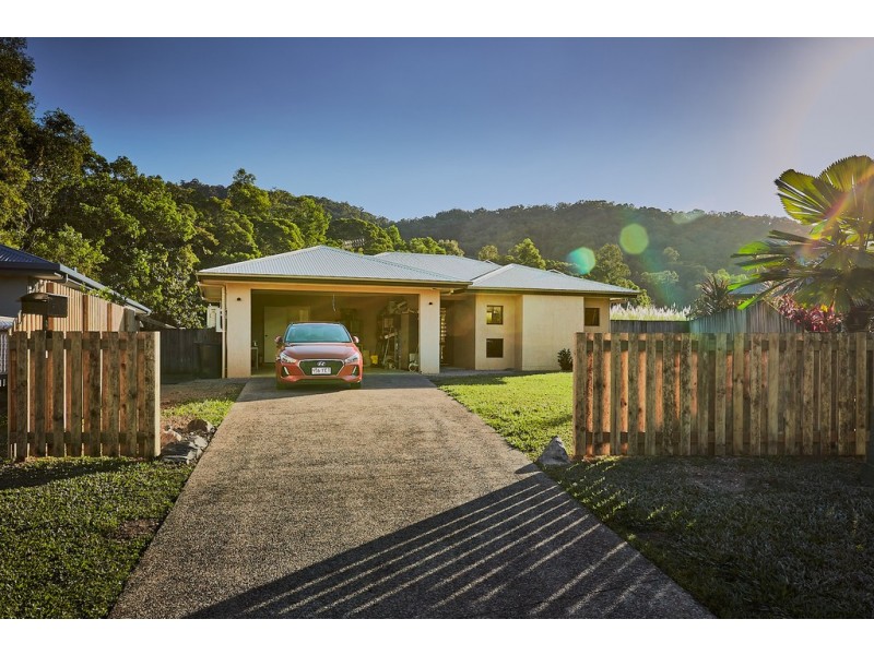 21 WHITE OAK AVENUE, Mossman QLD 4873