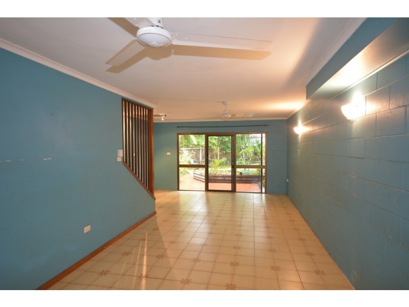 2 / 7 TROPIC COURT, Port Douglas QLD 4877