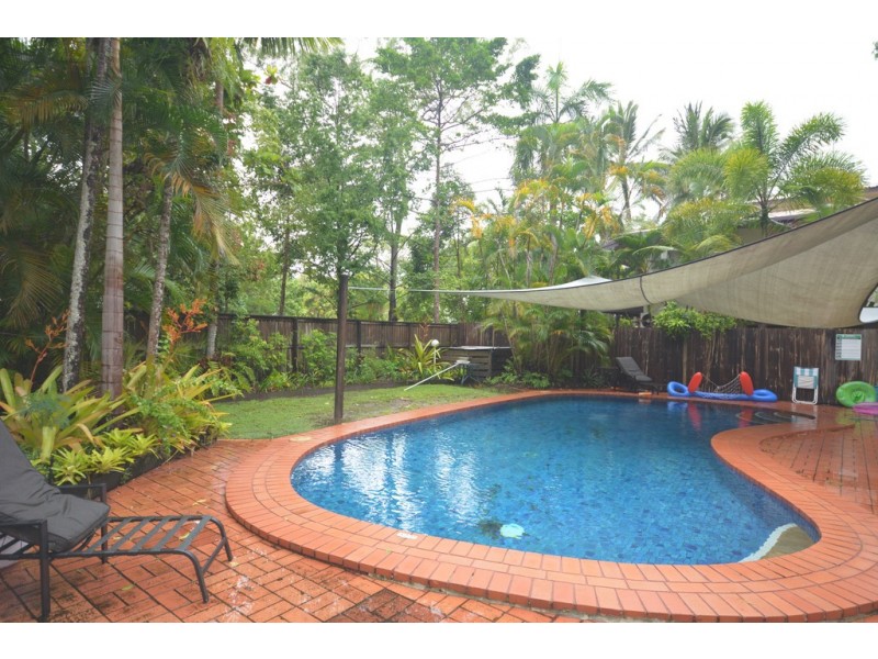 2 / 7 TROPIC COURT, Port Douglas QLD 4877
