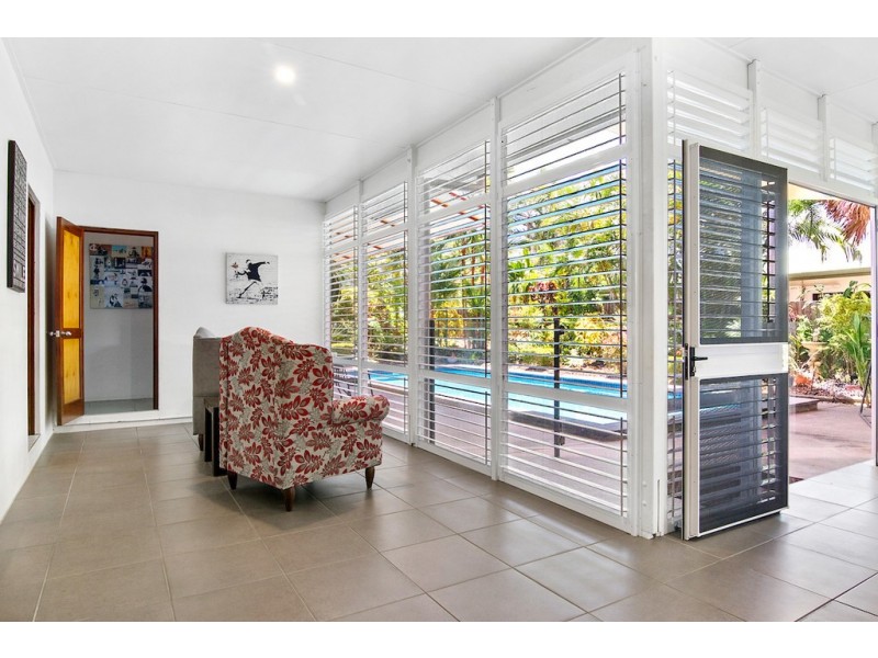 3 ENDEAVOUR STREET, Port Douglas QLD 4877