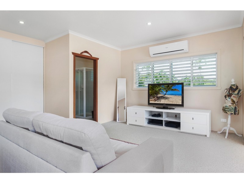 3 ENDEAVOUR STREET, Port Douglas QLD 4877