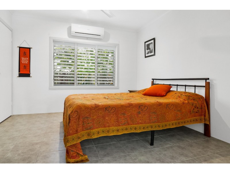 3 ENDEAVOUR STREET, Port Douglas QLD 4877