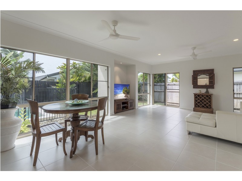 15 SHEARWATER STREET, Port Douglas QLD 4877