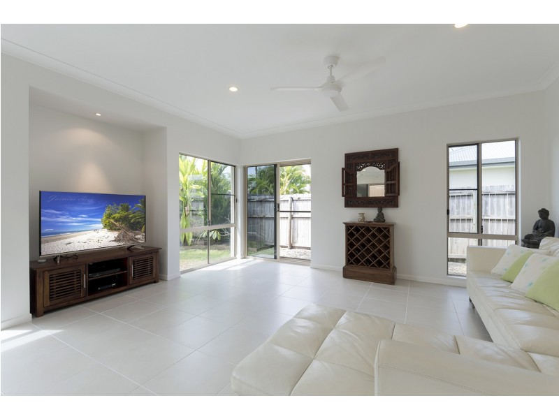 15 SHEARWATER STREET, Port Douglas QLD 4877