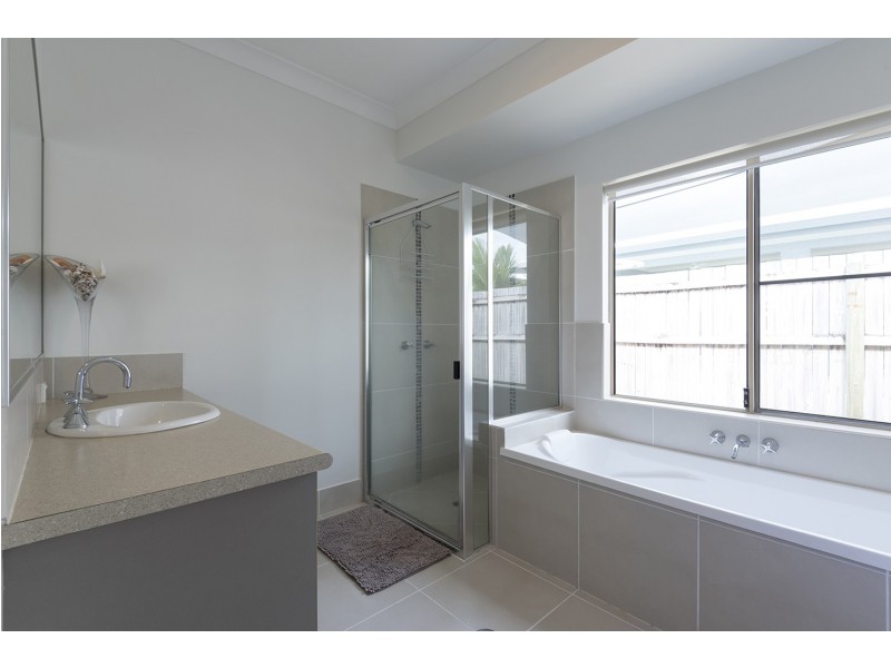 15 SHEARWATER STREET, Port Douglas QLD 4877