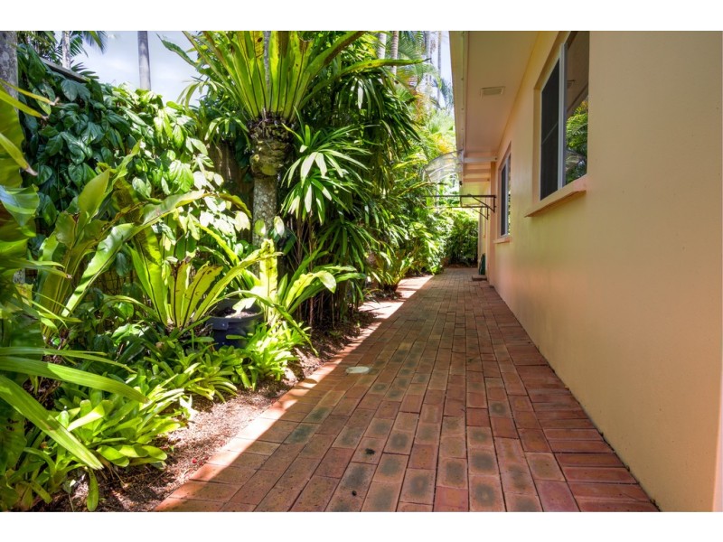 63 REEF STREET, Port Douglas QLD 4877