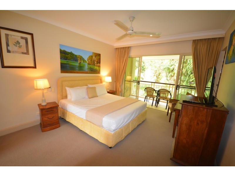23/24-70 Nautilus Street, Paradise Links, Port Douglas QLD 4877