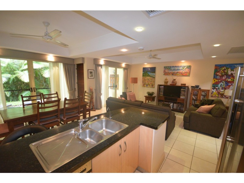 23/24-70 Nautilus Street, Paradise Links, Port Douglas QLD 4877