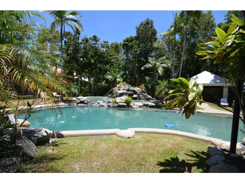 23/24-70 Nautilus Street, Paradise Links, Port Douglas QLD 4877