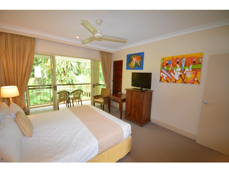 23/24-70 Nautilus Street, Paradise Links, Port Douglas QLD 4877