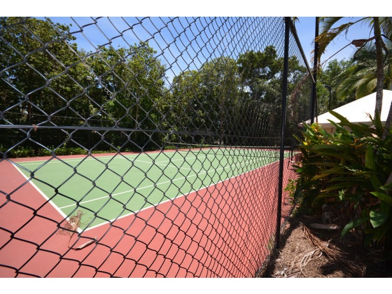 23/24-70 Nautilus Street, Paradise Links, Port Douglas QLD 4877