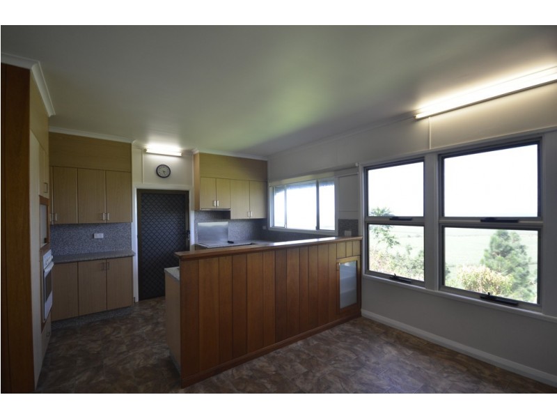 93 Santarossa Road, Bonnie Doon QLD 4873