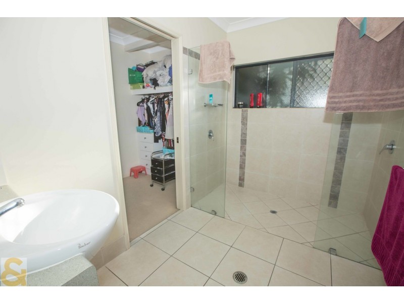 52 COOYA BEACH ROAD, Cooya Beach QLD 4873