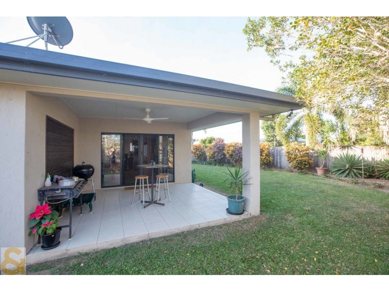 52 COOYA BEACH ROAD, Cooya Beach QLD 4873