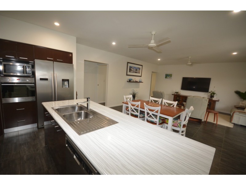 71 Milman Drive, Port Douglas QLD 4877