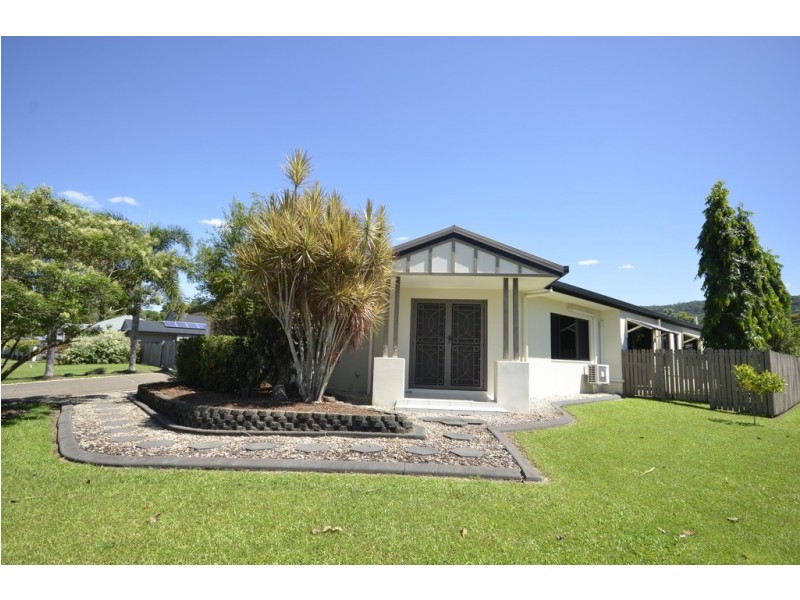 8 Satinash Street, Mossman QLD 4873