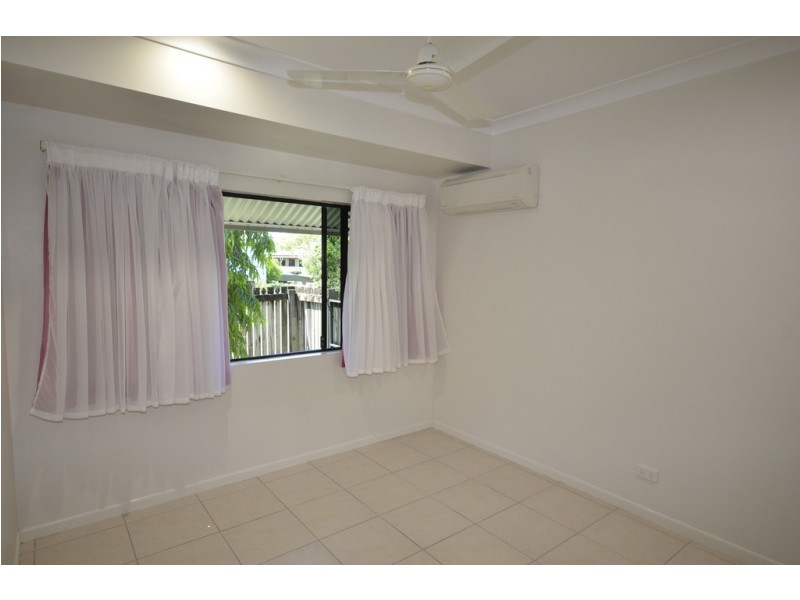 8 Satinash Street, Mossman QLD 4873