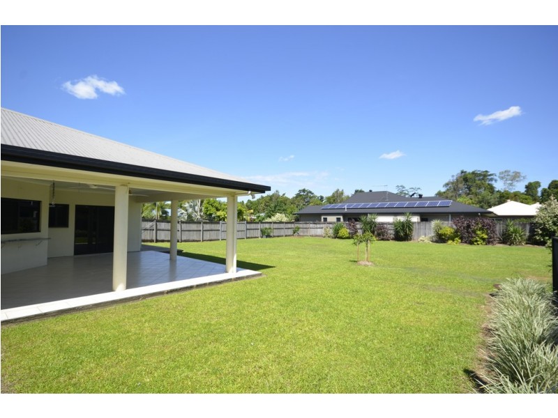 8 Satinash Street, Mossman QLD 4873