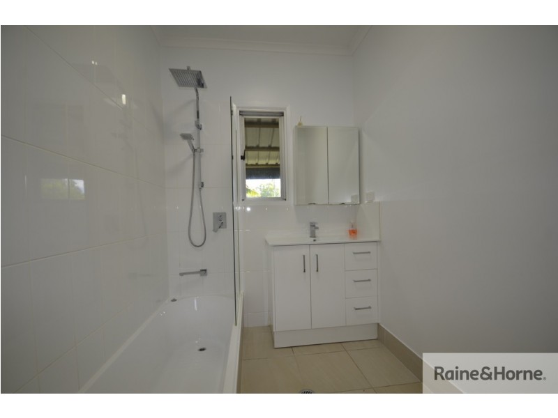 21 FOXTON AVENUE, Mossman QLD 4873