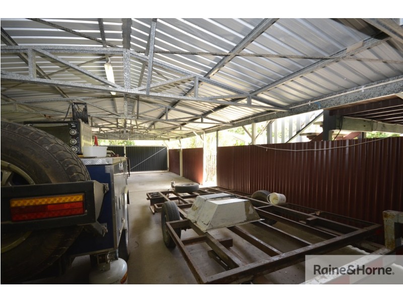 21 FOXTON AVENUE, Mossman QLD 4873