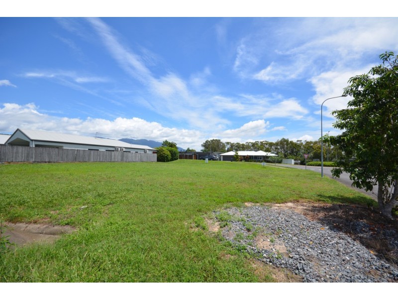 42 COOYA BEACH ROAD, Cooya Beach QLD 4873