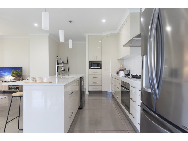 46 MILMAN DRIVE, Craiglie QLD 4877