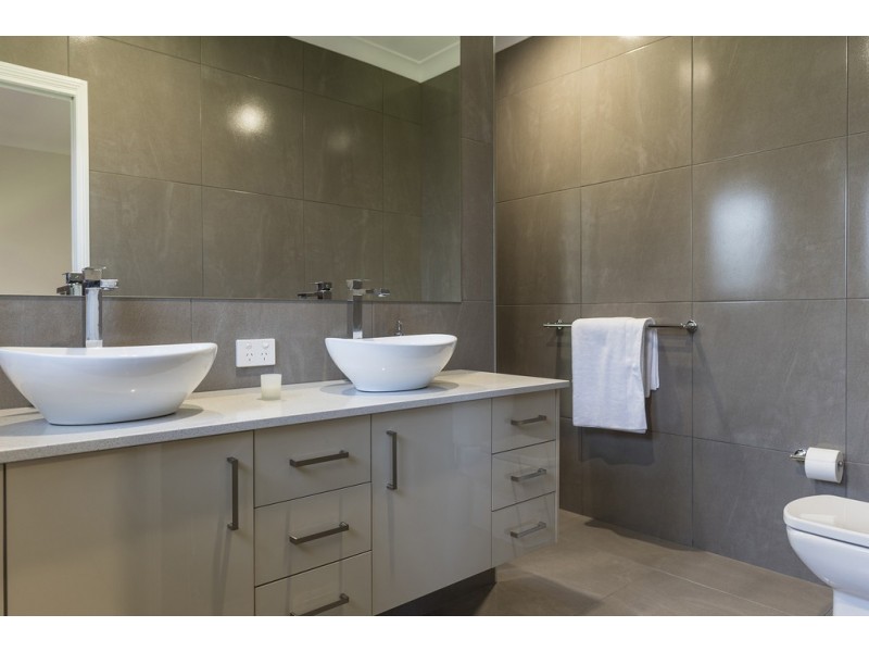 46 MILMAN DRIVE, Craiglie QLD 4877