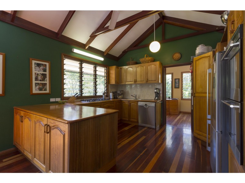 110 SPRING CREEK ROAD, Mowbray QLD 4877