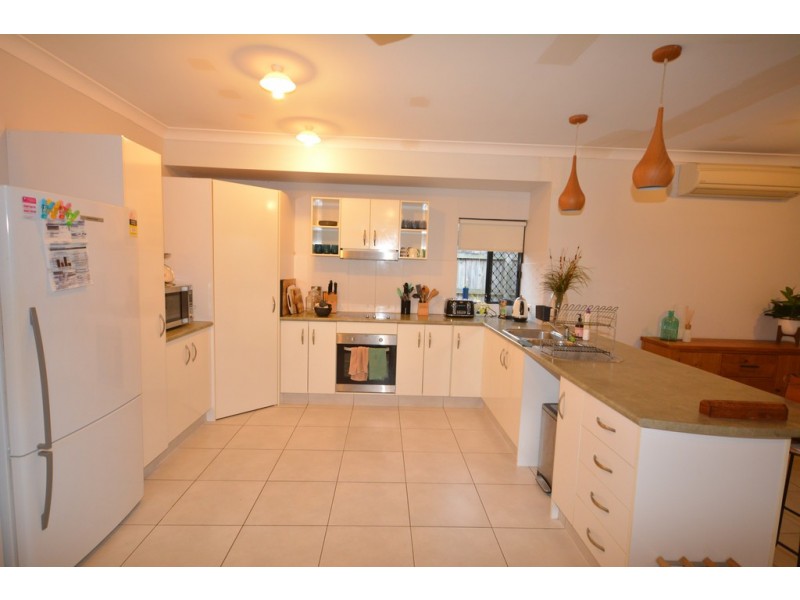 11 DULKU CLOSE, Port Douglas QLD 4877