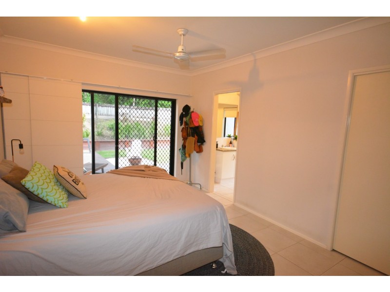 11 DULKU CLOSE, Port Douglas QLD 4877