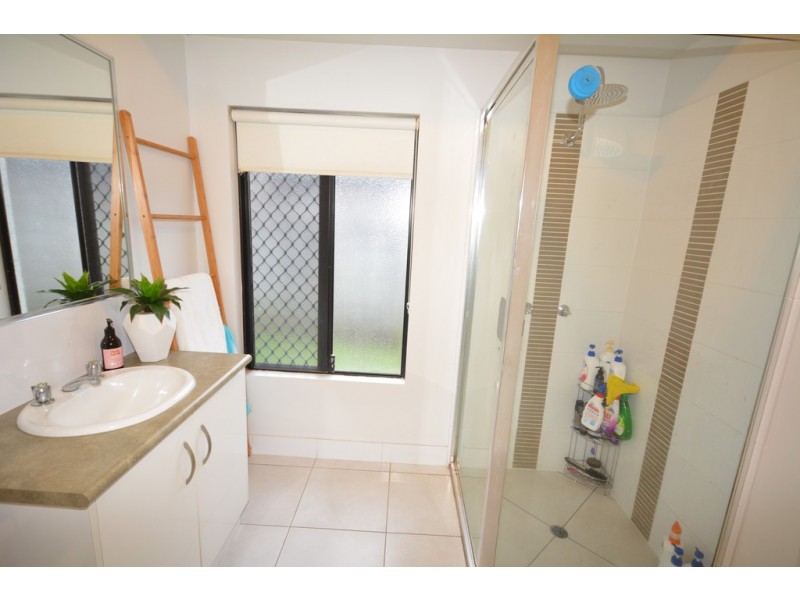 11 DULKU CLOSE, Port Douglas QLD 4877