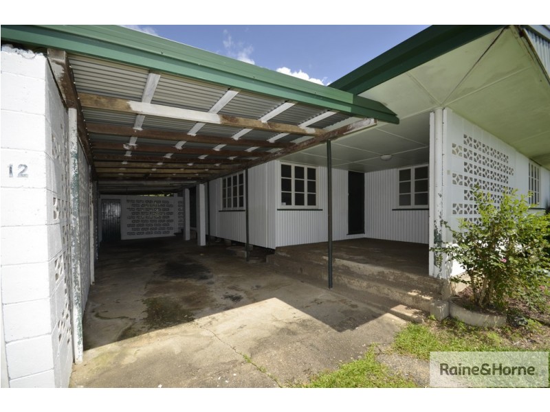 12 JACK STREET, Mossman QLD 4873