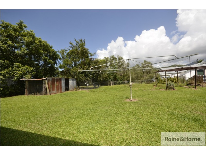 12 JACK STREET, Mossman QLD 4873