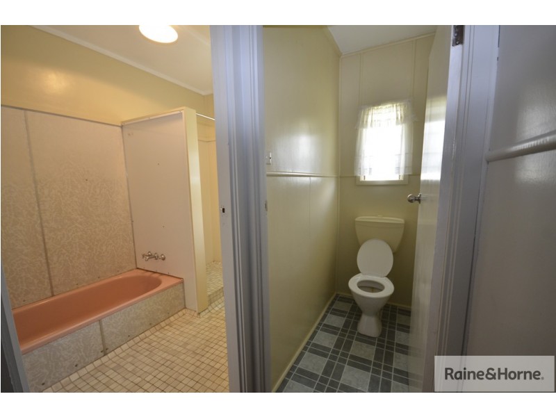 12 JACK STREET, Mossman QLD 4873